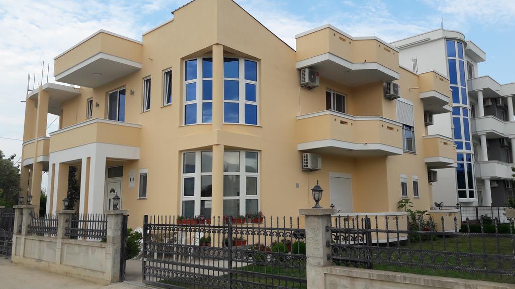 Apartments Sija Улцинь Екстер'єр фото